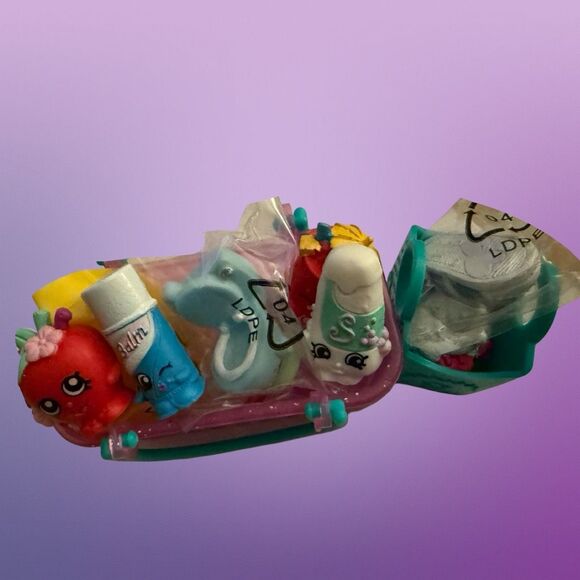 #14 Shopkins Blind Shopping Basket Seasons 1-4 Random Lot Rare Ultra Rare Some - Picture 2 of 3